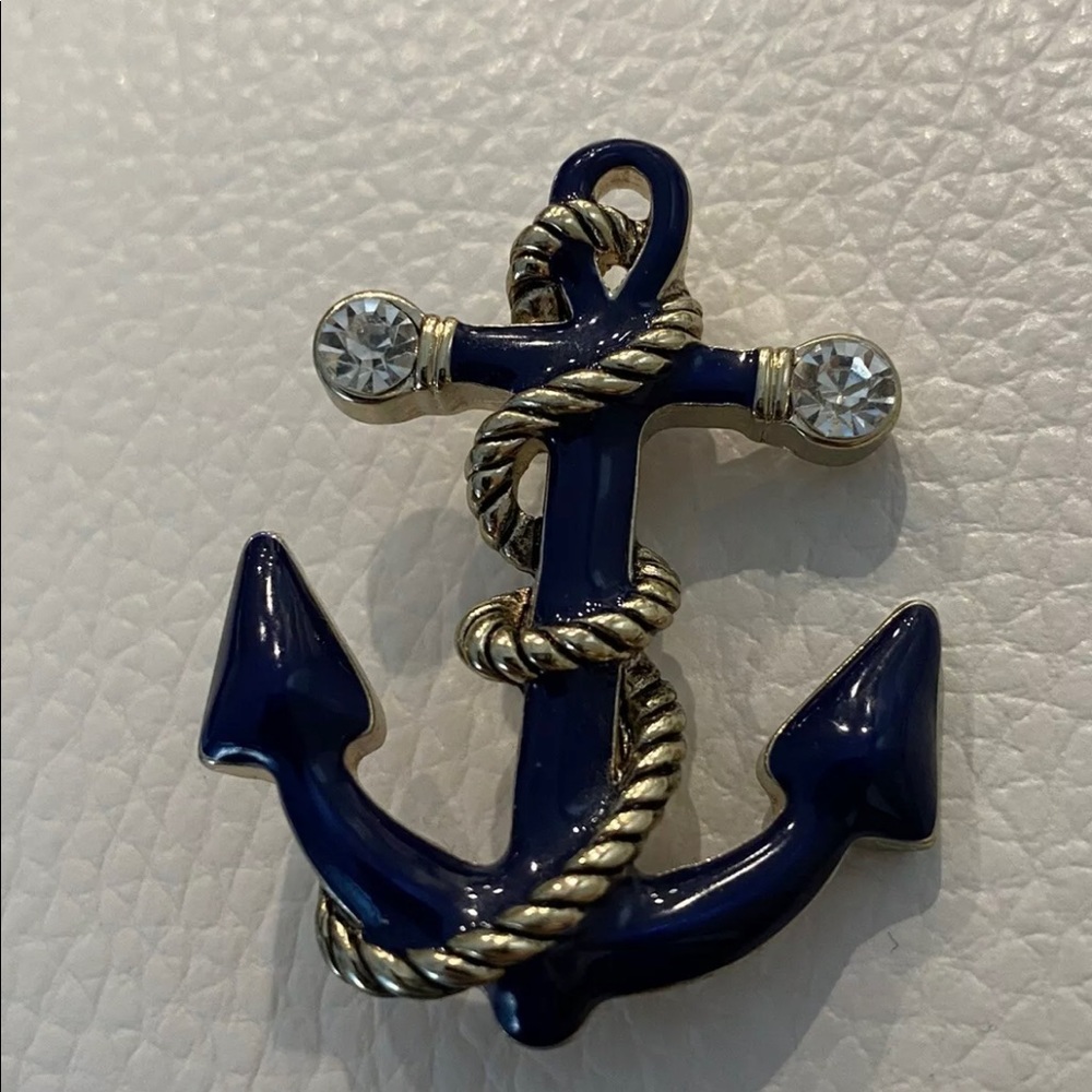 Napier Brooch BOAT ANCHOR Gold Tone Setting Navy Enamel Rhinestones PIN 1.5” H - Picture 8 of 8